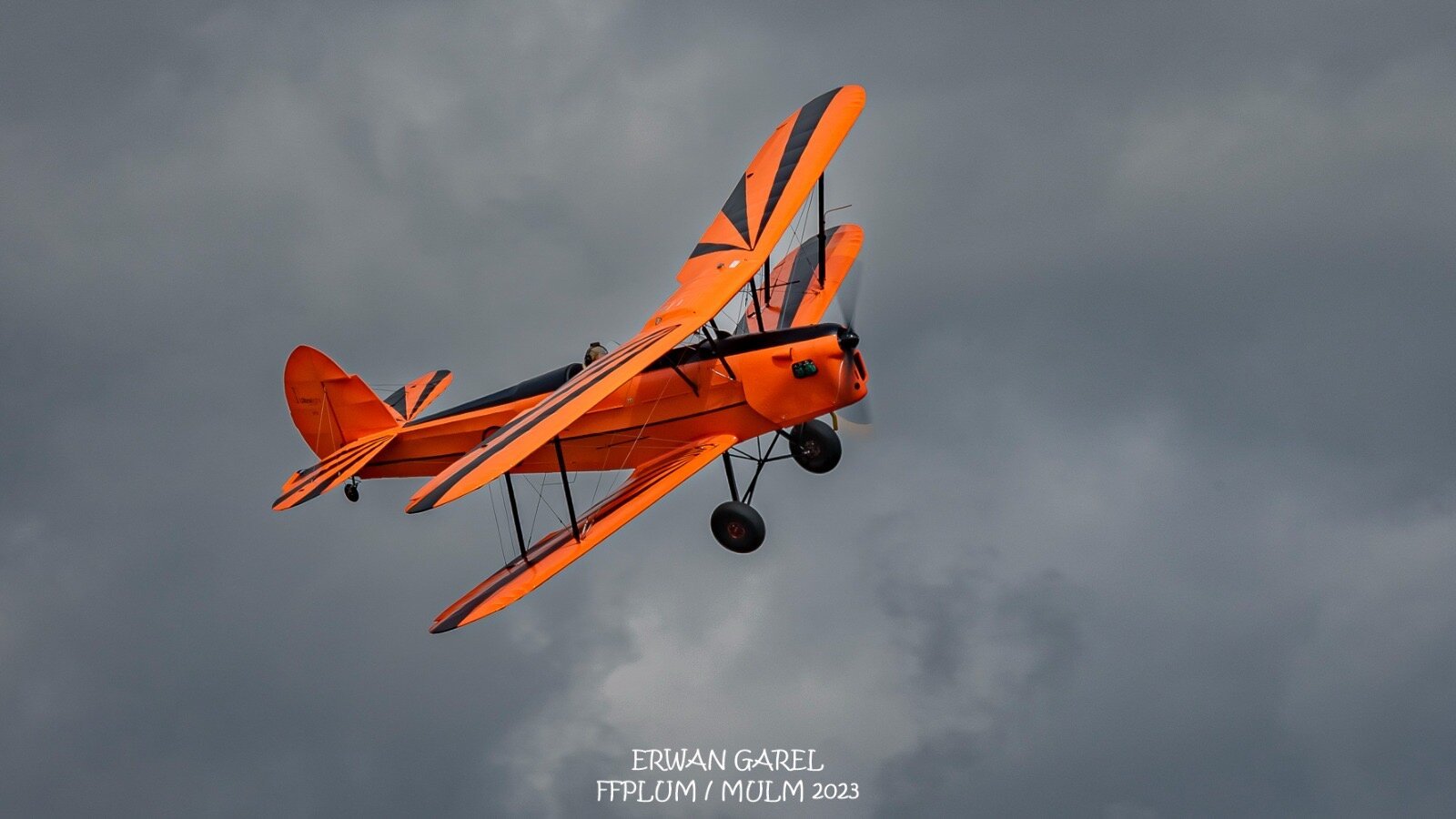 Gray Light Aviation - Revendeur ULM Stampe SV4-RS